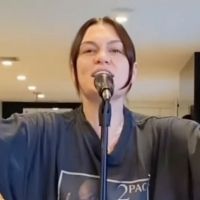 VIDEO: Jessie J Performs 'Defying Gravity' From WICKED in Her Living Room