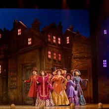 Video: A CHRISTMAS CAROL at Milwaukee Rep First Look