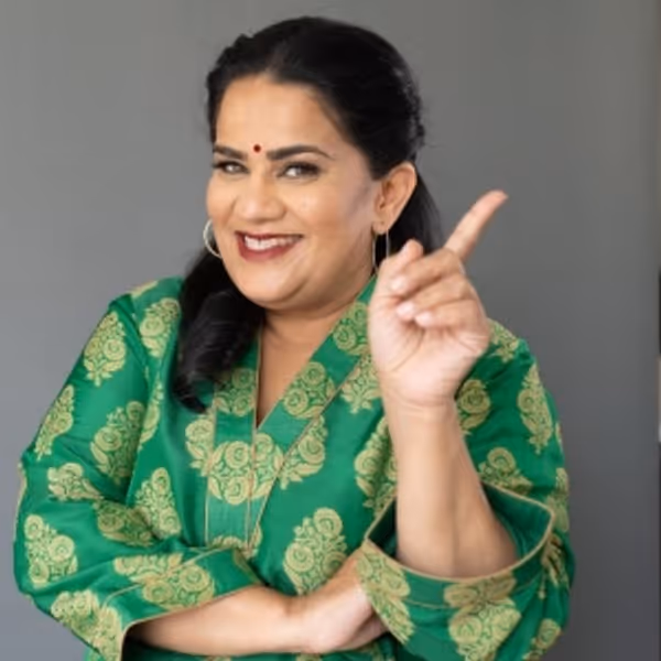 Comedian Zarna Garg to Perform at The Den Theatre Photo
