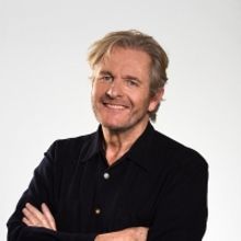 Guest Blog: Robert Bathurst On LOVE, LOSS & CHIANTI at Riverside Studios