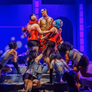 Review: A Dazzling ROCKY HORROR SHOW Ushers in an Overwhelming Feeling of Love at…