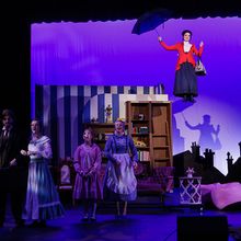 Review: MARY POPPINS at Fargo Davies