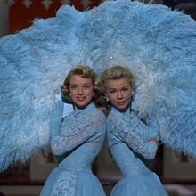 WHITE CHRISTMAS to be Presented at Paramount Theatre This Holiday Season