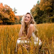 Emily Ann Roberts Joins Jamey Johnson's 'What A View Tour' For Eight Dates