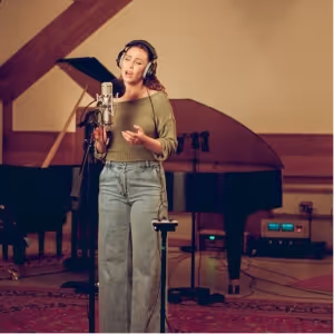 Video: Loren Allred and Regine Velasquez Perform 'A Million Dreams' From THE…