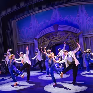 Review: SOME LIKE IT HOT at National Theatre