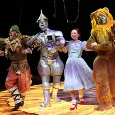 Video: THE WIZARD OF OZ at North Shore Music Theatre First Look