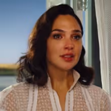 VIDEO: Gal Godot in DEATH ON THE NILE Trailer