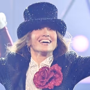 Videos: Jennifer Lopez Sings GYPSY, FUNNY GIRL & More in Las Vegas Residency