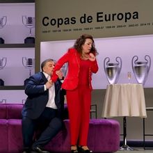 TV: JUGAR CON FUEGO salta al césped: el Teatro de la Zarzuela sorprende con un trái