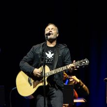 Review: FIVE FOR FIGHTING WITH STRING QUARTET at Uptown Theater Minneapolis