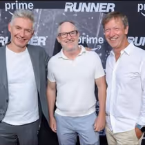 THE RUNNER World Premiere Photos Feature Gal Gadot Ahead of Prime Video Debut