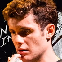 BWW Interview: CURIOUS INCIDENT's Iain Kohn Owning His Autism & His New Doppelganger…