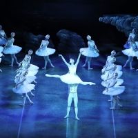 BWW Review: BWW REVIEW: GRAND SWAN LAKE IS PRESENTED BY SHANGHAI BALLET & CHINA ARTS…