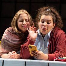 Review Roundup: FISH Opens at WP Theater
