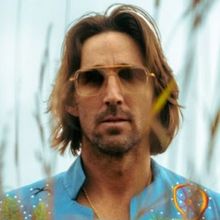 Jake Owen to Perform Poolside at Red Rock Resort