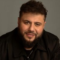 Comedian Mo Amer to Perform at The Den Theatre in December
