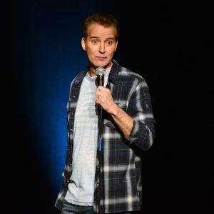 Juston McKinney to Headline Comedy Night At Slater's in May