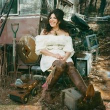 Eddy Lee Ryder Unveils Latest Single 'Bad Decisions'