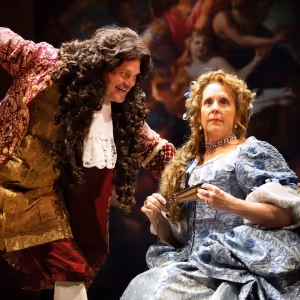 Review: THE CROWN JEWELS, Garrick Theatre