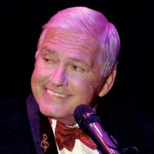 Review: Singer-Pianist Chris Barrett Receives a Warm Welcome at Pangea