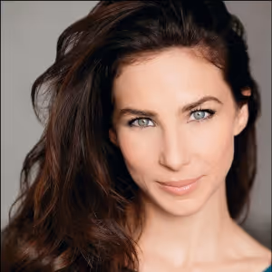 Cassie Silva to Become SIX Universal Alternate for Broadway and North American Tour
