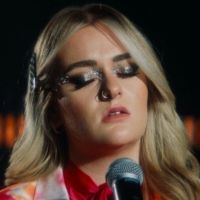 VIDEO: Grace Davies Unveils Music Video for 'Breathe'