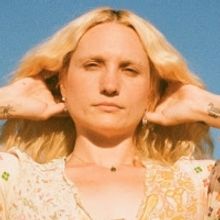 Kassi Valazza Shares 'Corners' Single From New Album 'Kassi Valazza Knows Nothing'