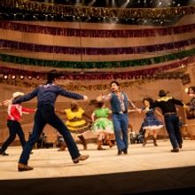 BWW Review: The National Tour of OKLAHOMA! Opens at the Forrest Theatre