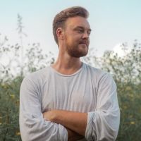 Parker Millsap Shares New Song 'In Between'