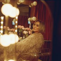 Hilary Duff Sets Limited Las Vegas Engagement in February