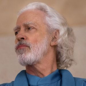 Video: Watch Terrence Mann in the FOUNDATION Season Two Trailer