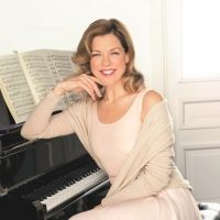 BWW Review: JANIE DEE: A NEW LIFE, Crazy Coqs