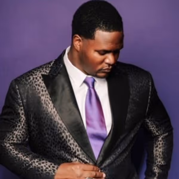 NFL Lineman Bryant McKinnie And His BMajor Foundation To Host Mental Health Awareness Photo