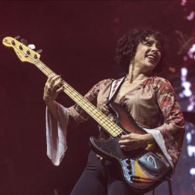 Danielle Nicole Releases New Album FIREFLIES and "Gaslight" Video