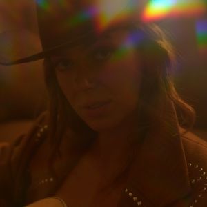Brett Landin Releases New Single 'Leaving Boots'