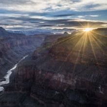 NATIONAL GEOGRAPHIC LIVE Returns September 24 with BETWEEN RIVER AND RIM: HIKING THE