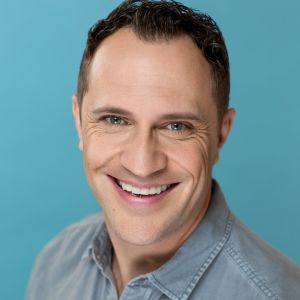 Craig Allen Smith, Melissa Campbell and More to Lead MRS. DOUTBFIRE 2nd North America