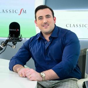 Classic FM Signs Star Singer Freddie De Tommaso To Present New Series Celebrating…