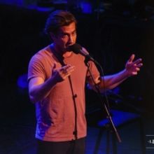 VIDEO: Watch Jake Gyllenhaal Perform an Excerpt from SEA WALL/A LIFE on LIVE FROM HER