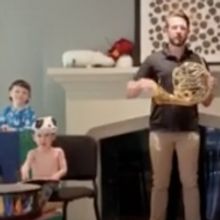 VIDEOS: Houston Symphony's Robert Johnson Stars in At-Home Performance Series With Hi