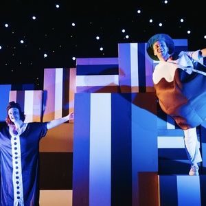 Review: A CHRISTMAS CAROL, Platform