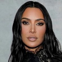 Kim Kardashian Teaming With Paula Pell For New Comedy Film THE FIFTH WHEEL