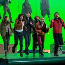 VIDEO: Netflix Debuts THE BUBBLE Trailer