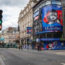 British Prime Minister Says English Theatres and Cinemas Could Re-Open By May 17