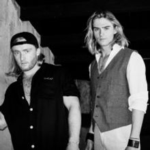 LA-Based Duo (Luke Eisner, Gus Ross) Voíla Releases Debut Album