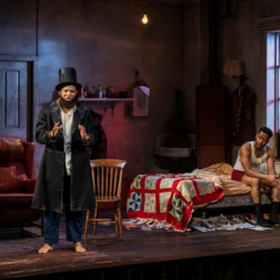 Photos: Glenn Davis and Namir Smallwood in TOPDOG/UNDERDOG at Steppenwolf Theatre