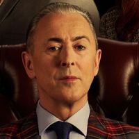 VIDEO: Alan Cumming Hosts THE TRAITORS Reality Competition Series