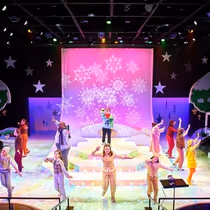 Review: PIGEON Gets a World-Premiere Holiday Show at FIRST STAGE