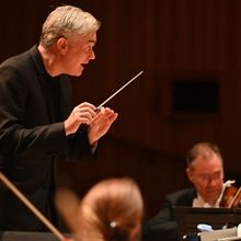 Edward Gardner Extends Contract as Principal Conductor of London Philharmonic Orchest